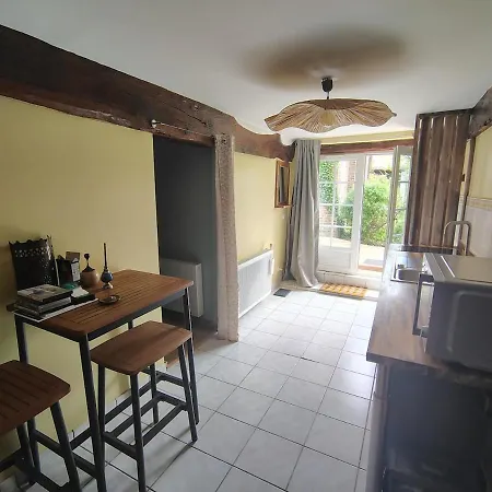 Apartment Le Cocon Sous La Vigne Poses